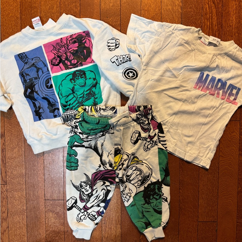 Zara Marvel Superhero Graphic jogger Set